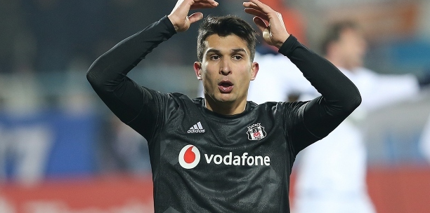 Foto - Beşiktaş'ın savunmada en yumuşak karnıydı! Müjde gibi müjde mi yoksa işkence mi? Karar taraftarın...