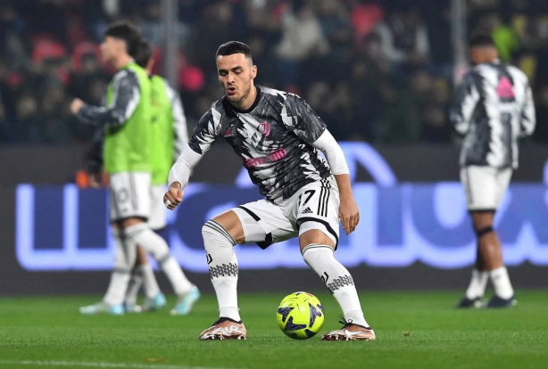 Foto - Beşiktaş'ın yeni bombası Juventus'tan! Hasan Arat yönetimi yıldız oyuncuyla görüştü