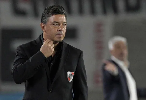 Beşiktaş'ın yeni hocası belli oluyor! Hasan Arat yönetimi o ismi öne çıkardı...