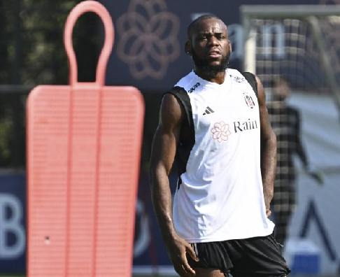 Foto - Beşiktaş'ın yeni Lens'i hayırlı olsun! Böyle bir yönetim işte böyle sonucu...