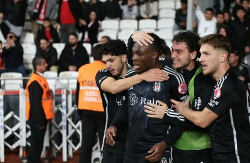Foto - Beşiktaş’ın yeni yıldızı imzası bile kurumadan çileden çıkardı! İlki yaşadı! Resmen duyurdu...
