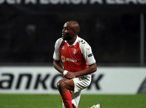 Foto - Beşiktaş’ın yeni yıldızı imzası bile kurumadan çileden çıkardı! İlki yaşadı! Resmen duyurdu...