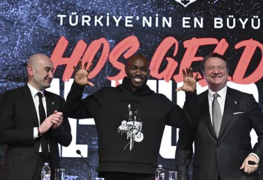 Foto - Beşiktaş’ın yeni yıldızı imzası bile kurumadan çileden çıkardı! İlki yaşadı! Resmen duyurdu...