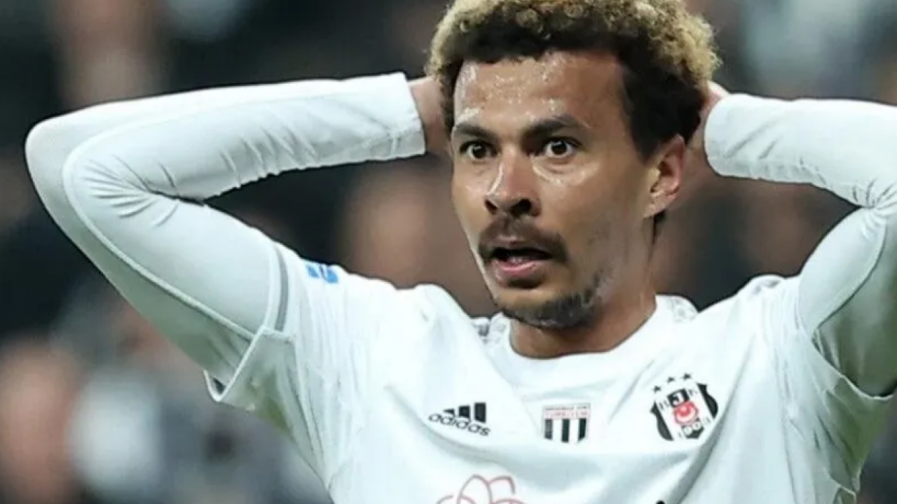 Beşiktaşlı eski futbolcudan şaşırtan karar çıkabilir! Daha 29 yaşında oysa ki...