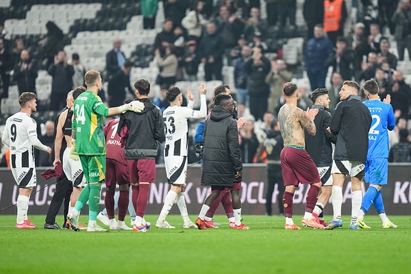 Foto - Beşiktaşlı Necip Uysal’a ödül! 