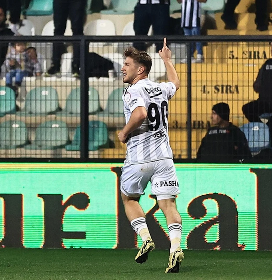 Foto - Beşiktaşlılar bu açıklamayla gerçekten bayram edecek! Tüm Beşiktaş, bu gelişmeye kilitlendi! Derbi ateşi yakıldı…