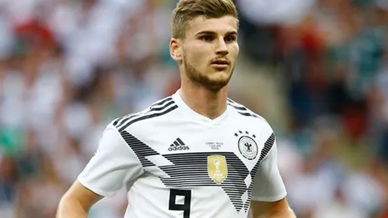 Beşiktaşlılar sahadan kaçırdı! Galatasaray'a transfer oluyor gibi... Okan Buruk düğmeye bastı bile