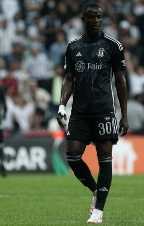 Foto - Beşiktaş'ta bir kriz daha! Çok büyük skandal: Olay olmaya başladı artık…