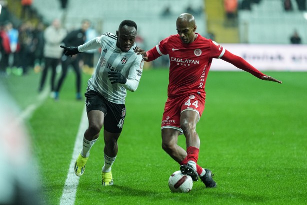Foto - Beşiktaş'ta bu durumu ilk kez duyan şaşkına dönebilir! Bu nasıl bir iştir yahu... Memnun değiller...