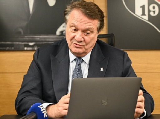 Foto - Beşiktaş'ta bu ilk kez oluyor! İmza atmadığı için topun ağzındaydı ama... Santos kararını duyurdu!