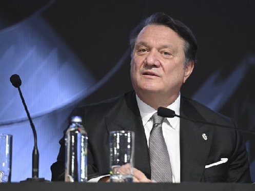 Beşiktaş'ta bu ilk kez oluyor! İmza atmadığı için topun ağzındaydı ama... Santos kararını duyurdu!