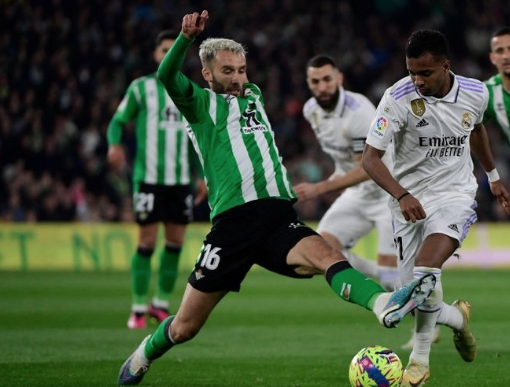 Beşiktaş’ta German: Rakipleri neredeyse Ay'a çıkacak! Beşiktaş hala stoper arayışında...