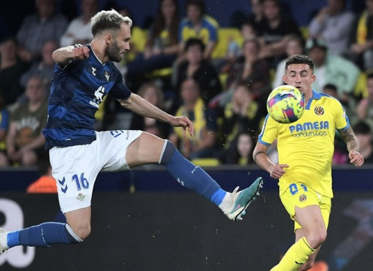 Foto - Beşiktaş’ta German: Rakipleri neredeyse Ay'a çıkacak! Beşiktaş hala stoper arayışında...