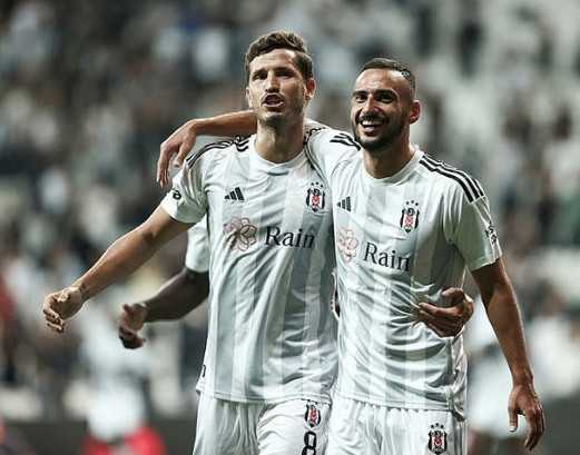 Foto - Beşiktaş'ta iki imza birden! Taraftar bu gelişmeye çok sevinecek...
