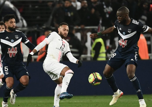 Foto - Beşiktaş'ta kritik derbi öncesi büyük şok! Burak Yılmaz bakalım ne diyecek?