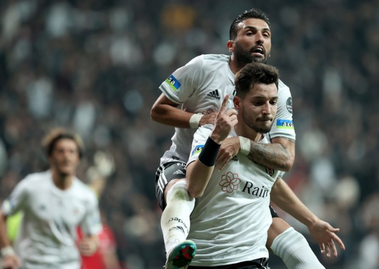 Foto - Beşiktaş'ta sürpriz gelişme: Ne umutlarla gelmişti, şimdi ise... 
