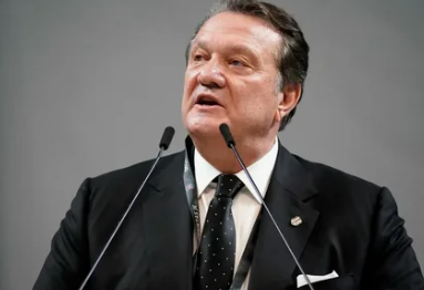 Beşiktaş'ta teknik direktör bombası patladı!