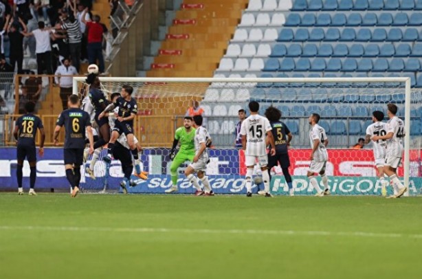 Beşiktaş’ta transfer hareketliliği başladı! Manchester United'lı yıldız bedavaya geliyor