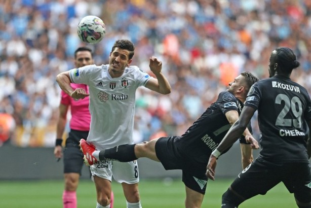 Foto - Beşiktaş'ta yaprak dökümü başladı! Şenol Güneş 5 yıldızın biletini kesti...