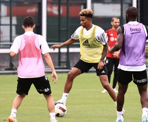 Foto - Beşiktaş'tan 10 numara operasyonu! Bunu kimse beklemiyordu: Dev rezerv United!