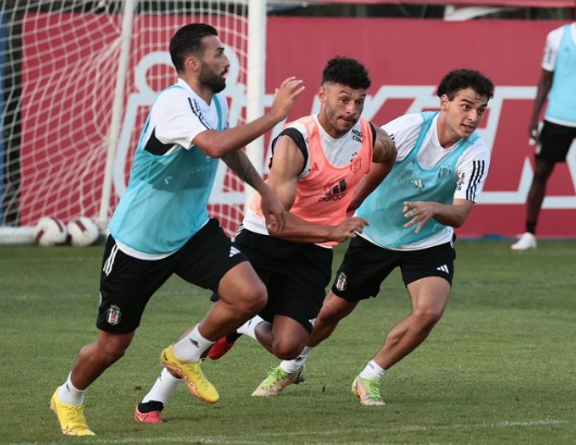 Beşiktaş'tan 10 numara operasyonu! Bunu kimse beklemiyordu: Dev rezerv United!