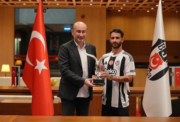 Foto - Beşiktaş'tan 3 bomba transfer birden! Yıldızlar Süper Lig'e doğru...