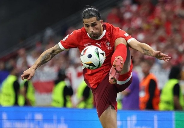 Foto - Beşiktaş'tan 3 bomba transfer birden! Yıldızlar Süper Lig'e doğru...