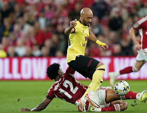 Beşiktaş'tan ayrılan Nathan Redmond bin pişman! İngiltere'de şoku yaşıyor... Bir para için daha gidip yıkılan...