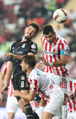 Foto - Beşiktaş'tan flaş hamle! Beşiktaş taraftarı bu işe ne diyecek? Büyük skandal patlak verdi...