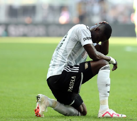 Foto - Beşiktaş'tan flaş hamle! Beşiktaş taraftarı bu işe ne diyecek? Büyük skandal patlak verdi...