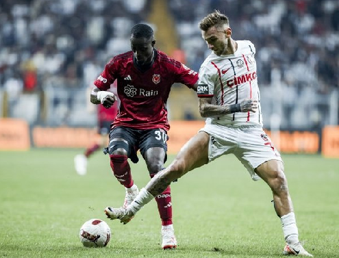 Foto - Beşiktaş'tan flaş hamle! Beşiktaş taraftarı bu işe ne diyecek? Büyük skandal patlak verdi...