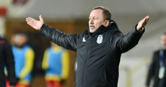 Foto - Beşiktaş'tan flaş hamle! Yeni teknik direktörleri belli oldu! O ismin en yakını açıkladı...