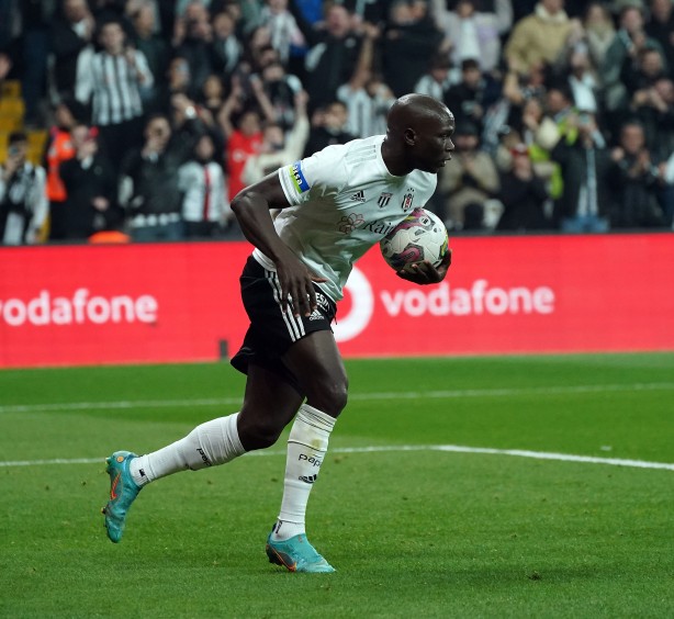 Foto - Beşiktaş'tan seriye devam.. Maç fazlasıyla Fenerbahçe'nin önüne geçti...