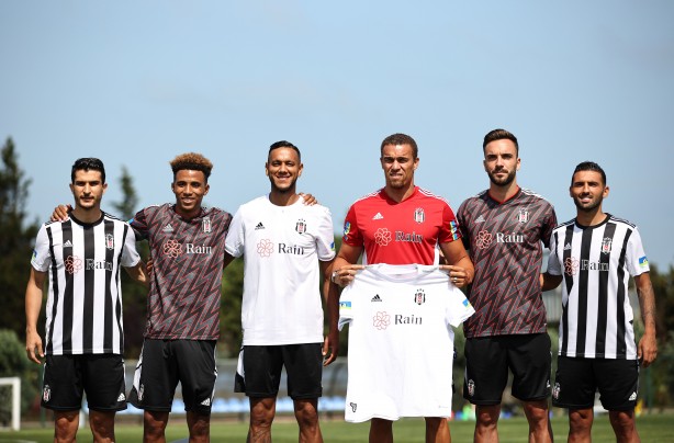 Foto - Beşiktaş'tan ses getirecek yeni sezon formaları! Tanıtımı yapıldı