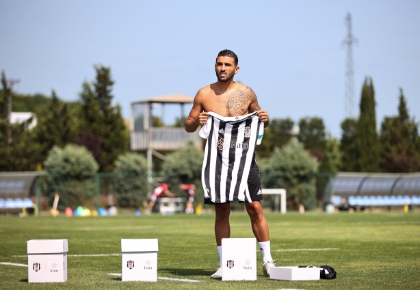 Foto - Beşiktaş'tan ses getirecek yeni sezon formaları! Tanıtımı yapıldı