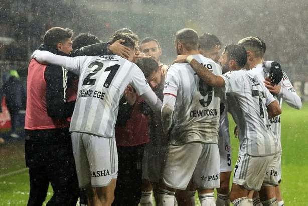 Foto - Beşiktaş'tan Süper Lig'i sallayacak 2 transfer!