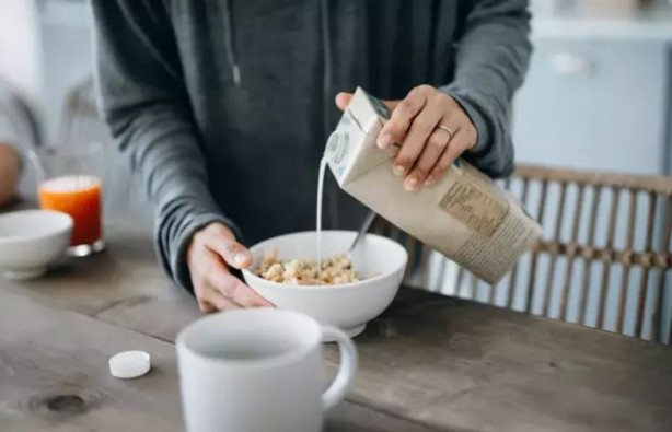 Foto - Beslenme uzmanları uyardı! Her sabah tüketiyoruz felce kadar götürüyor | En az sigara kadar tehlikeli