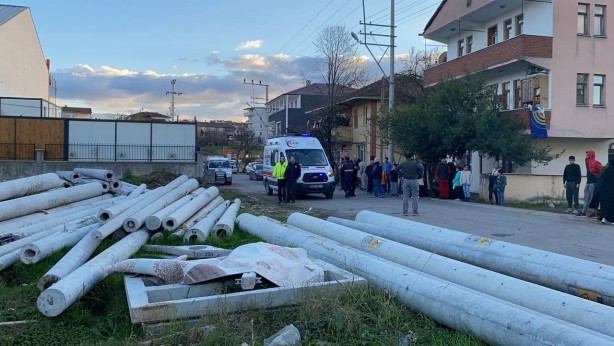 Foto - Beton direklerin arasında oynayan 6 yaşındaki çocuk feci şekilde can verdi