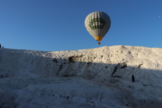 Foto - "Beyaz cennet" üzerinde güneşin doğuşunu izliyorlar
