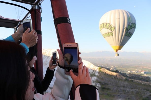 Foto - "Beyaz cennet" üzerinde güneşin doğuşunu izliyorlar