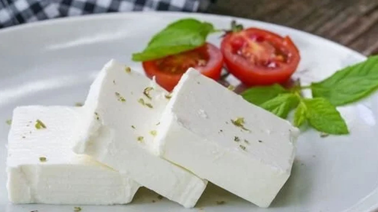 Beyaz peynir yemek öyle bir işe yarayacak ki bunu yapmalıyız: Sabahları 1 dilim tüketin