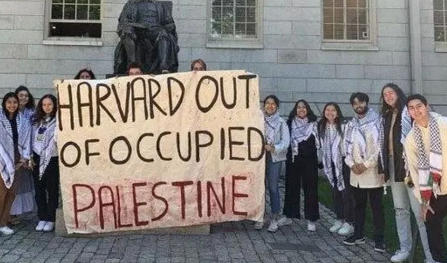 Foto - Beyaz Saray daha ne desin! LGBT’lilere değil tesisatçıya ihtiyacımız var