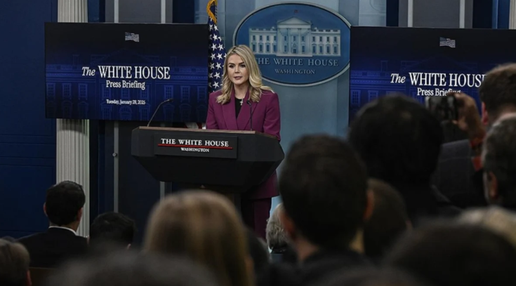 Foto - Beyaz Saray daha ne desin! LGBT’lilere değil tesisatçıya ihtiyacımız var