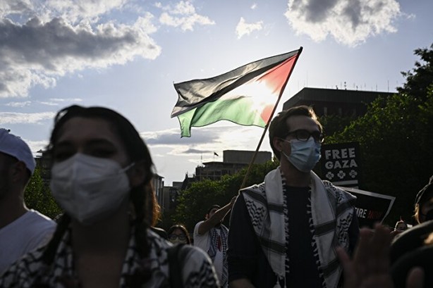 Foto - Beyaz Saray'ın önünde büyük protesto! İsrail ile ABD yönetimine bayrak açtılar