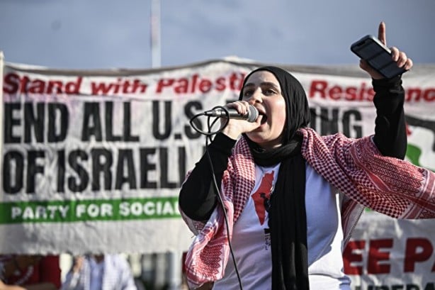Foto - Beyaz Saray'ın önünde büyük protesto! İsrail ile ABD yönetimine bayrak açtılar