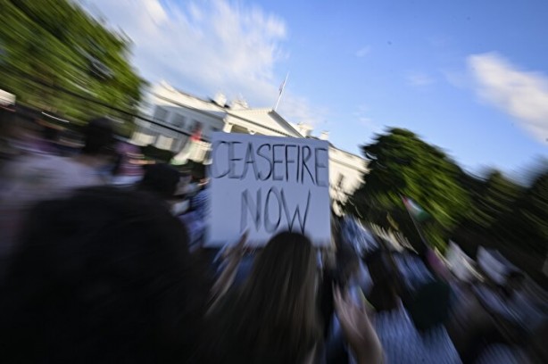 Foto - Beyaz Saray'ın önünde büyük protesto! İsrail ile ABD yönetimine bayrak açtılar