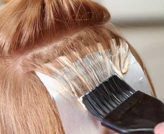 Beyazlayan saçları tamamen doğal yolla eski haline döndürmek: İlaçlara taş çıkartacak! Anında kapatan kür!