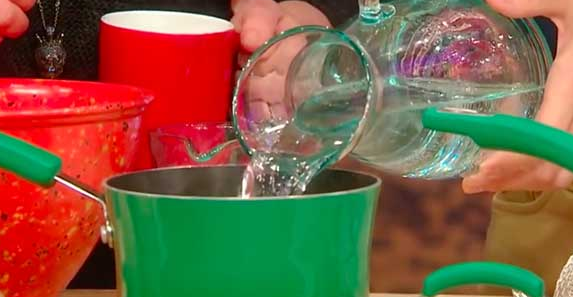 Foto - Beyazlayan saçları tamamen doğal yolla eski haline döndürmek: İlaçlara taş çıkartacak! Anında kapatan kür!