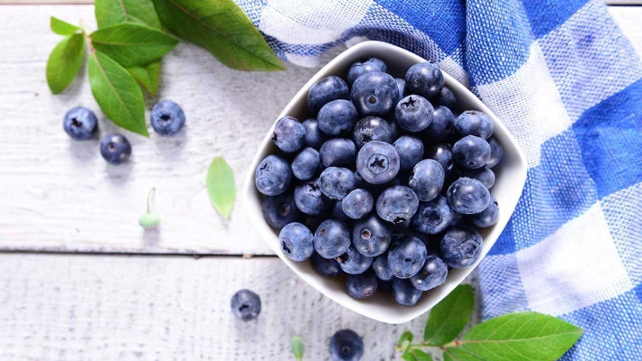 Foto - Beyin ve kalbin dostu, şifa deposu: Bu meyveyi tüketenin bedeni zıpkın, hafızası zehir gibi oluyor