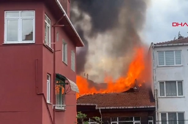 Foto - Beykoz'da bir bina cayır cayır yandı! Yangın 3 binaya daha sıçradı
